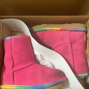 Ugg Rainbow Shearling Lined boots